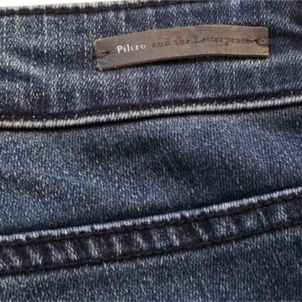 Anthropologie x Pilcro Raw Hem Cropped Straight Leg Jeans Size‎ 32